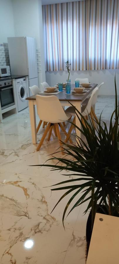 Confort Apartamento 2 Dormitorios Córdoba Buitenkant foto
